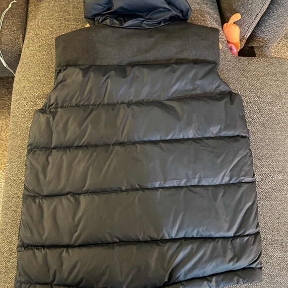 Helly Hansen Vest - Picture 8 of 9